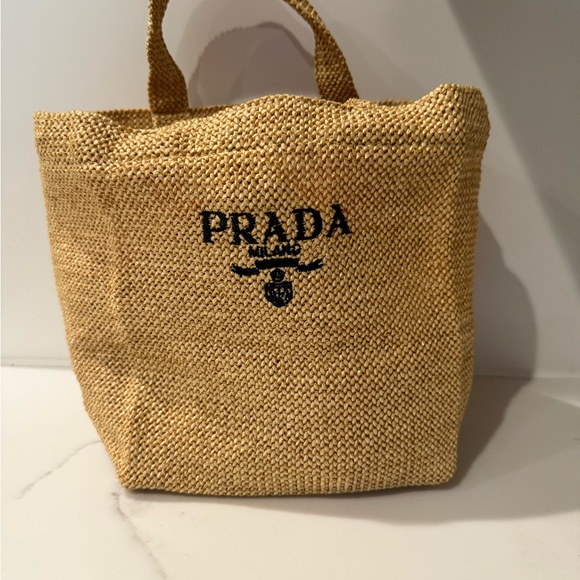 New Prada Rafia Handbag - Picture 1 of 14